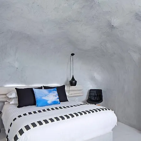 Alta Vista Fira (Santorini)