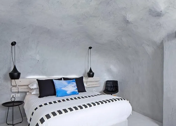 Alta Vista Fira (Santorini)